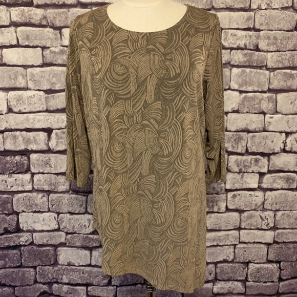 Citiknit Tops - NWT Asymmetric 3/4 Sleeve Blouse Size 1X